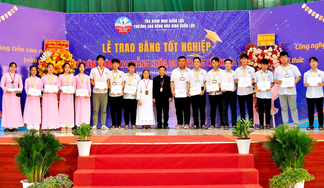 CDHBtotnghiep2025 216